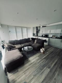 One bed flat in Sunny Southend! - 0