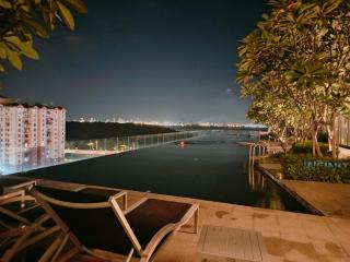 Luxe 3BR Seaview Escape Sleeps 10 Prime Location A29 - 6
