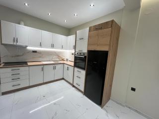 KN Luxury Apartment - 8