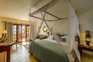 Breezes Beach Club and Spa - 8