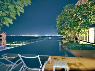 3BR Seaside Oasis Sleeps 10 Chic & Spacious A29 - 2
