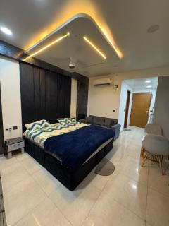 Stayzy Suites - 3