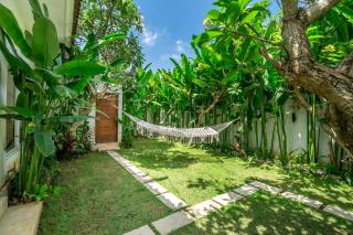 Private Jacuzzi - Central - Canggu 3BR - 7