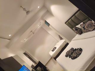 Hotel Avi inn BY J R Group of hotels - 4