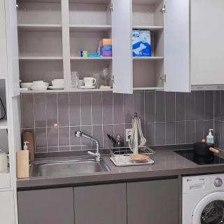 greencottage 1 minute from subway, full option new construction, cooking, Netflix # living a month # business trip - 1