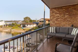 Ali's Waterfront Escape - Relaxing Getaway, Near Kirra Beach - 3
