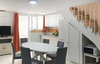 Gorgeous Apartment In Torremolinos - 7