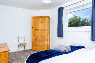 Elegant 5Bed Home with Free Parking at City Centre, Sleeps 10 - 7