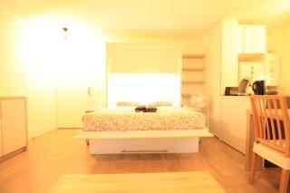 Luxe Neuf - 8mn pied RER C-Paris-Eiffel Tower, Parking Rue Gratuit, Balcon Privé, Matelas Bultex 160x200, Ascenseur, Hôpital d'Arpajon - 9