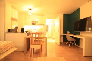 Luxe Neuf - 8mn pied RER C-Paris-Eiffel Tower, Parking Rue Gratuit, Balcon Privé, Matelas Bultex 160x200, Ascenseur, Hôpital d'Arpajon - 3