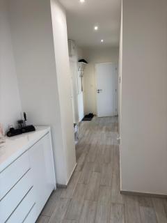 Luxurious 4-room apartment in a new building in the city center - 5