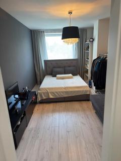 Luxurious 4-room apartment in a new building in the city center - 2
