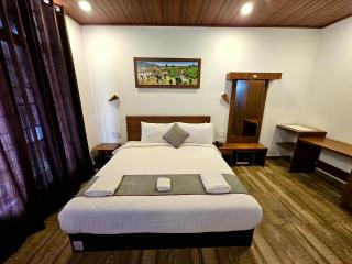 Ibbani Jungle Resort -  - 4