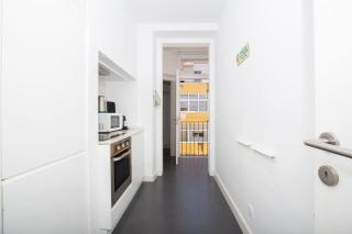 Comfortable 3br Flat By Perfect Getaway - 4
