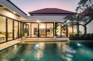 Villa CanSavina - 3 Rooms - Center Of Seminyak - 8