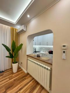 EMAR Luxury Apartment - 1
