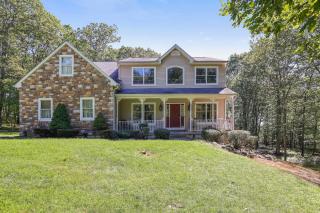 Swiftwater 4BR Home with Fireplace & Backyard - 6