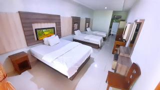 Montana Hotel - 2