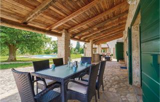 Stone Villa Paula by Istrabook - 3