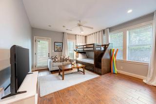 4BR Lake Oconee Gem - Golf Views & Kid-Friendly - 3