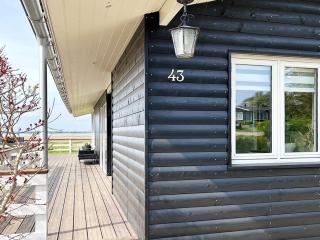 Secluded Retreat by Water - By Traum Ferienwohnungen - 6