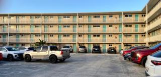 Ocean Breeze - Direct Ocean Front-Pool Is Open - 2