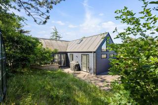 Unique Holiday Home Near Houhals - 4