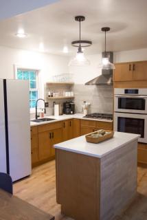 Lincolnville 2BR - Beach Vibes & Backyard BBQ - 8