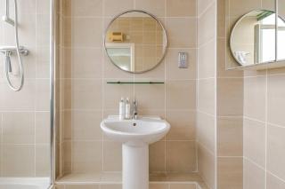 Secluded & Cosy Private 1 Bed Apartment Perfect for 2 - 3