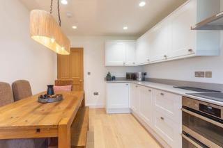 Stonecroft House - 4