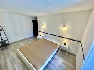 Parenthèse a Deux - T2 Cosy & Romantique - Cours intérieure - Patio - Clim - Proche de la cité médiévale - 1