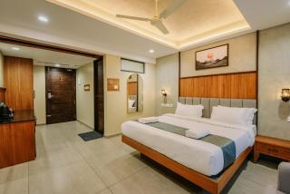 Hotel Urban Bella - 1