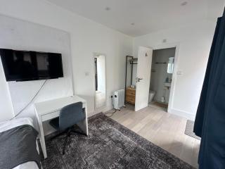 Eltham Hill Stay - 3
