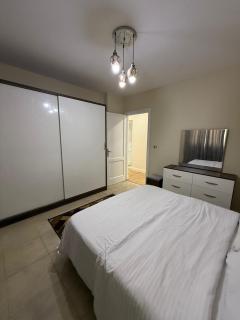 Furnished Apartment 3BR 2BA Excellent Condition - 8
