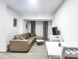WE LOVE TIRANA Central Apartments Blloku - 2