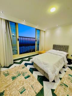 شقه 5 غرف اطلاله نيل بالمعادى - 6