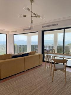 A Design Casa in Own Private Hills for Adult Only - 4