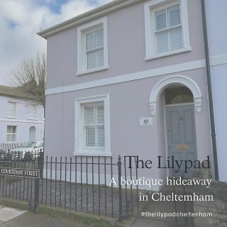 The Lily Pad - Boutique Townhouse, a short walk to Town Center and Racecourse - 5