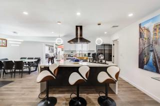 4BR Escape - Mtn Views Private BBQ - 7