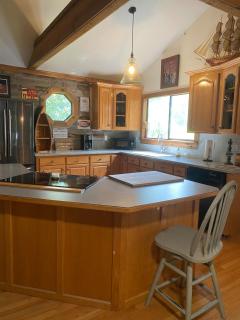 Shady Oaks Cabin - 3