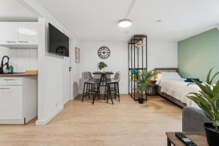 3 Schlafplätze - Zentral, Ruhig, Terrasse, Küche - 4