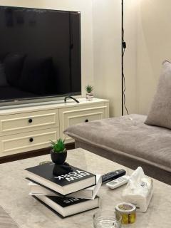 A distinctive apartment with self check-in - 3