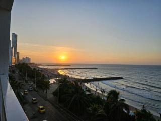 Spacious beachfront apartment - 3