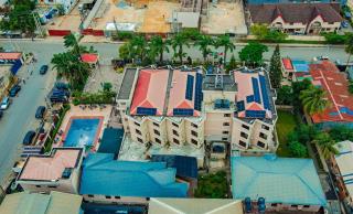 Dees Hotels Apartments And Suites - 7