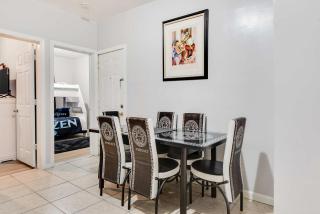 3BR Newark duplex near Downtown & Transit - 7