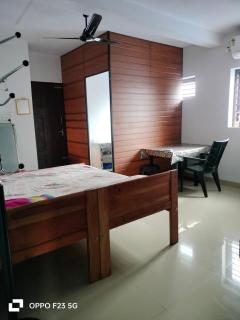 Aswathy Bhavan Vadakkenchery Near Star auditorium - 5