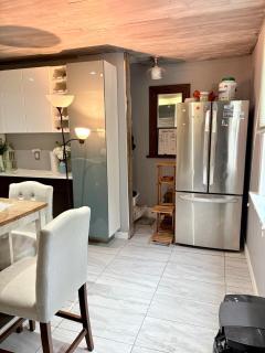 Tamira Villa - Winnipeg - 7