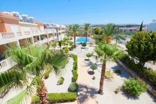 Beautiful 2 Bedroom App Pool&Garden - 3