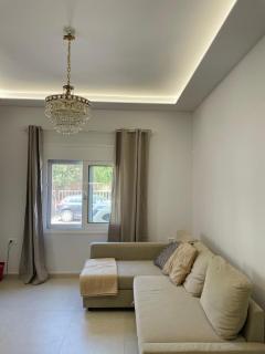 Dahlia Apartment - 8