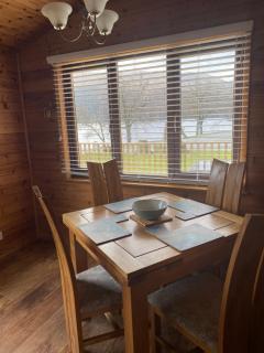 Cozy Loch Lomond Lodge 27, Rowardennan - 3